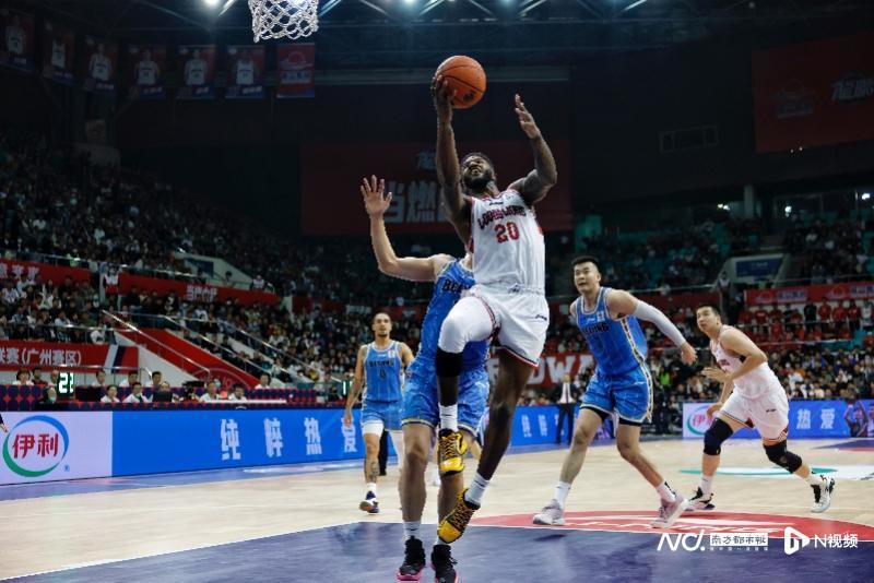 爱游戏官方网站-凹凸世界众人看金黑化