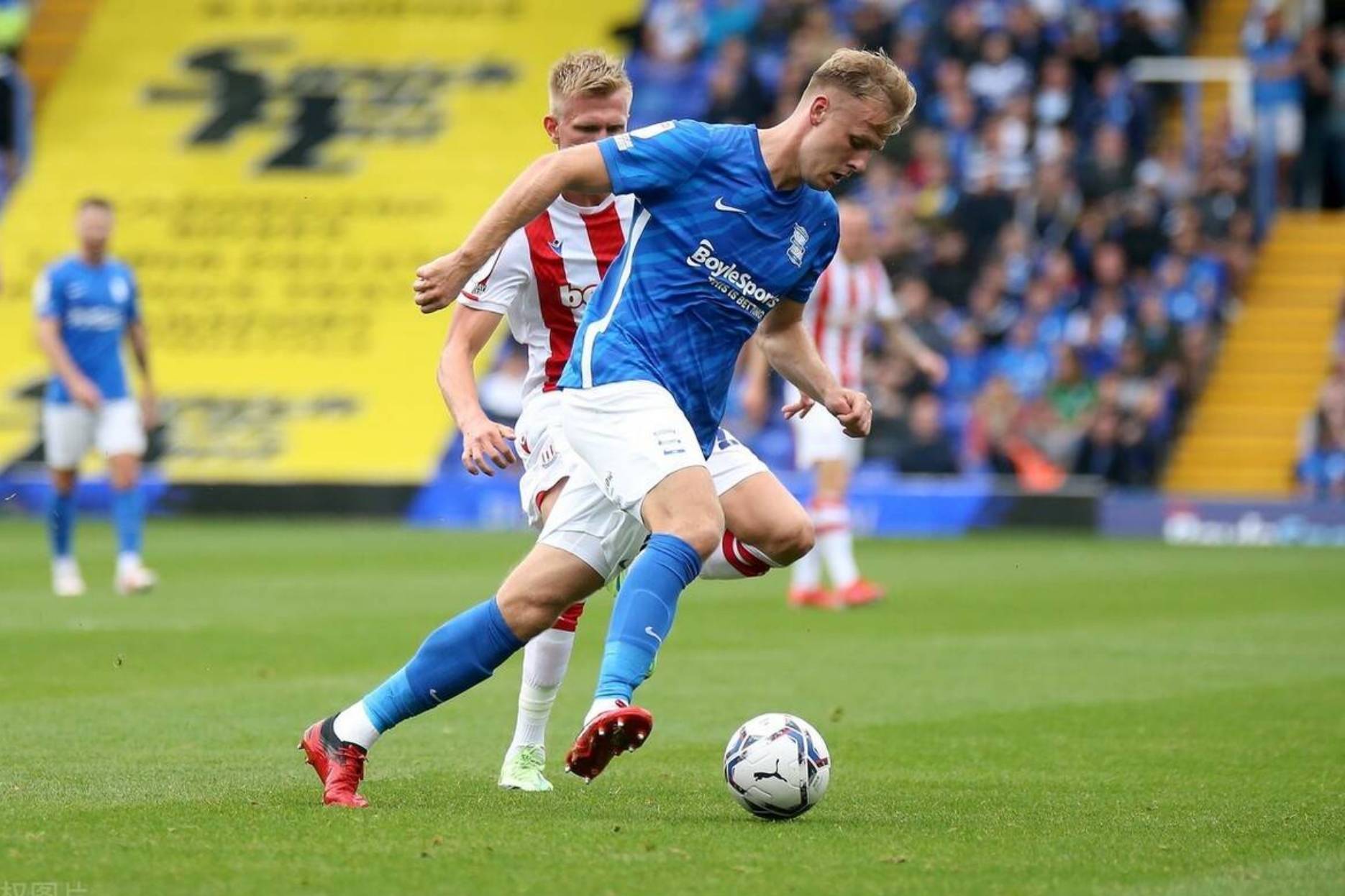 西汉姆联球场吹泡泡