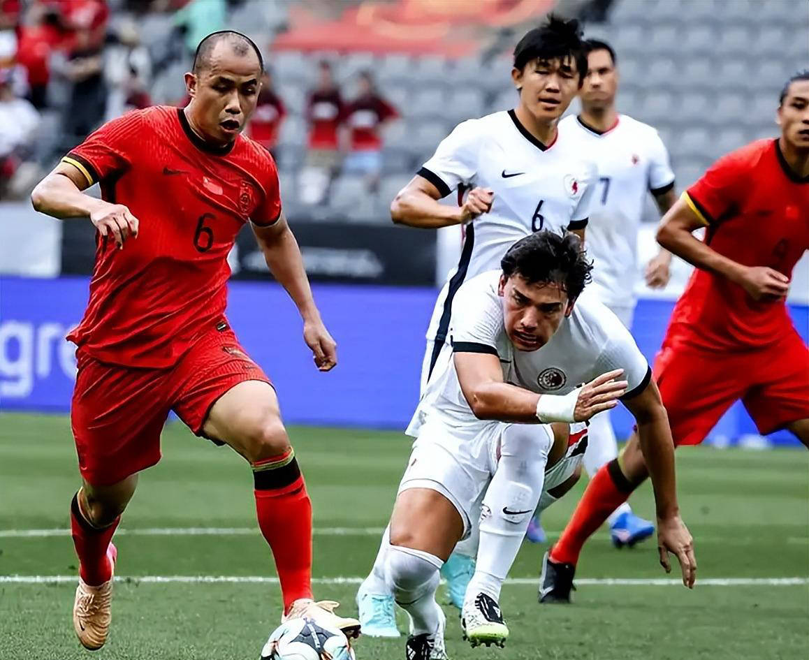 东亚足球队踢中乙时的主力名单